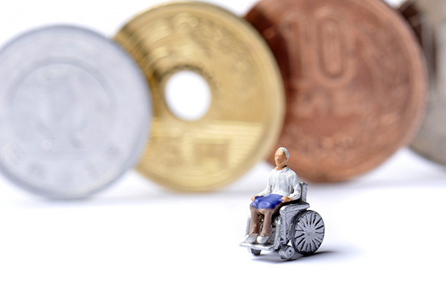 老人ホームの費用が払えないとどうなる?費用を抑えるポイントもご紹介