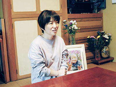 小さな一日葬 葬儀はもちろん その後のサポートにも感動 また同じ担当者にお願いしたいと思うほどです お客様のインタビュー 葬儀 葬式なら小さなお葬式